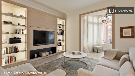 Apartamento de 2 dormitorios en alquiler en L'Eixample, Barcelona - BARCELONA