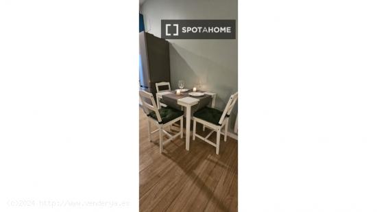 Apartamento de 1 dormitorio en alquiler en Ciudad Lineal, Madrid - MADRID