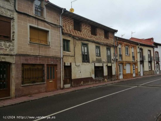 Casa de pueblo en Venta en Barruelo De Santullan Palencia