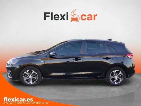 Hyundai i30 1.6 CRDI 100kW (136CV) 48V Klass LRR - Cáceres