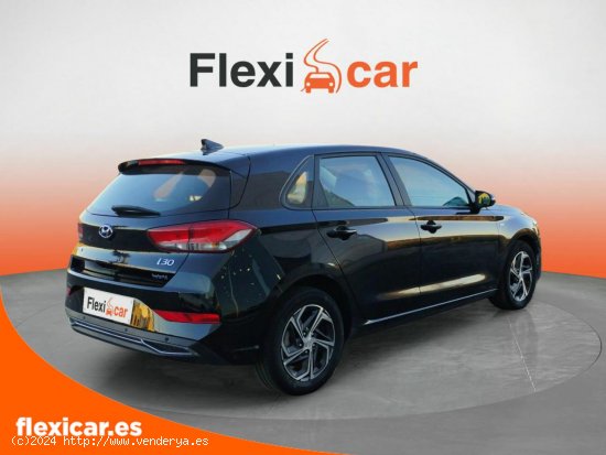 Hyundai i30 1.6 CRDI 100kW (136CV) 48V Klass LRR - Cáceres