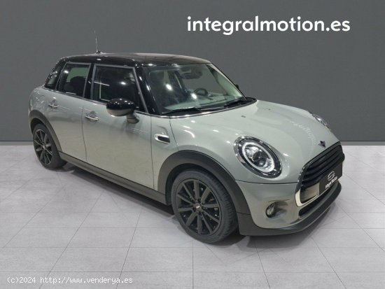 MINI Cooper 1.5 - Santiago de Compostela