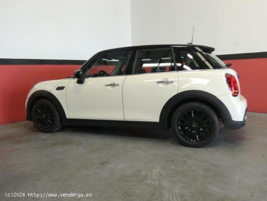 MINI Cooper 1.5 136CV Autom. - Riba-roja del turia