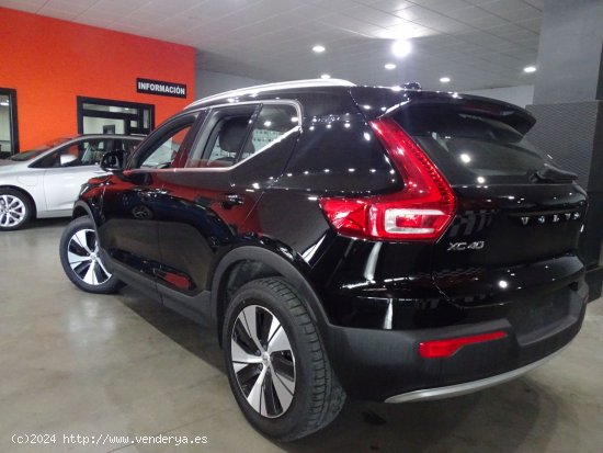 Volvo XC40 1.5 T4 Twin Recharge Inscription Auto - Madrid