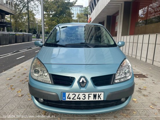 Renault Scénic Adventure 1.6 16V EU4 - Barcelona