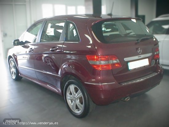 Mercedes Clase B 200 CDI de 2011 con 243.000 Km por 8.990 EUR. en Tenerife