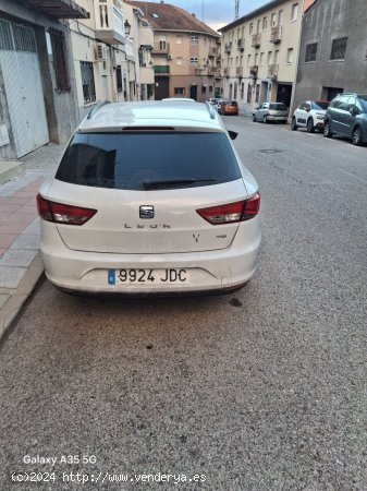 Seat Leon 1.6 tdi 105cv de 2015 con 192.000 Km por 4.500 EUR. en Madrid