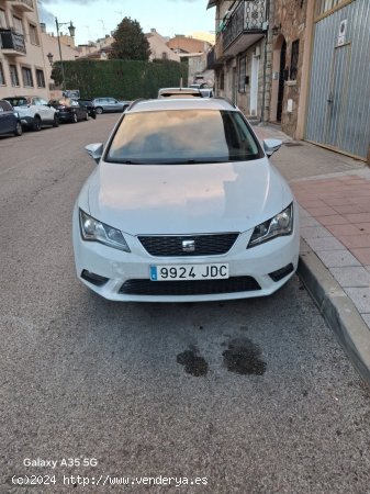 Seat Leon 1.6 tdi 105cv de 2015 con 192.000 Km por 4.500 EUR. en Madrid