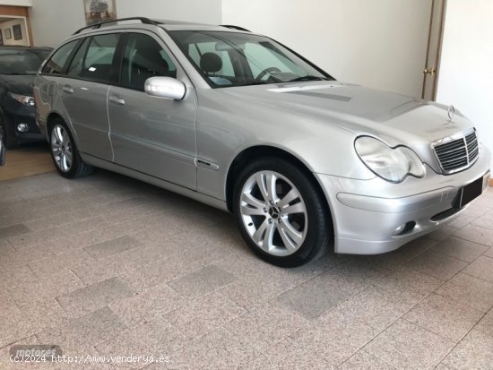 Mercedes Clase C c220 classic familiar de 2002 con 230.179 Km por 8.000 EUR. en Lugo