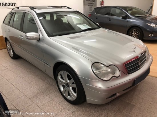 Mercedes Clase C c220 classic familiar de 2002 con 230.179 Km por 8.000 EUR. en Lugo