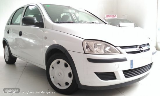 Opel Corsa 1.3 CDTI de 2003 con 233.404 Km por 2.900 EUR. en Salamanca