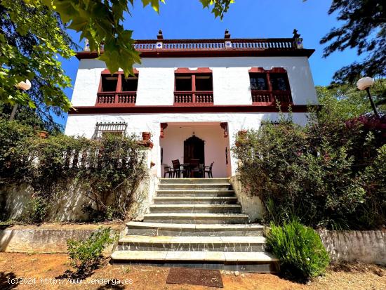 ¡Oportunidad! Casa y Terreno en el Barrio Más Privilegiado de Córdoba: El Brillante - CORDOBA