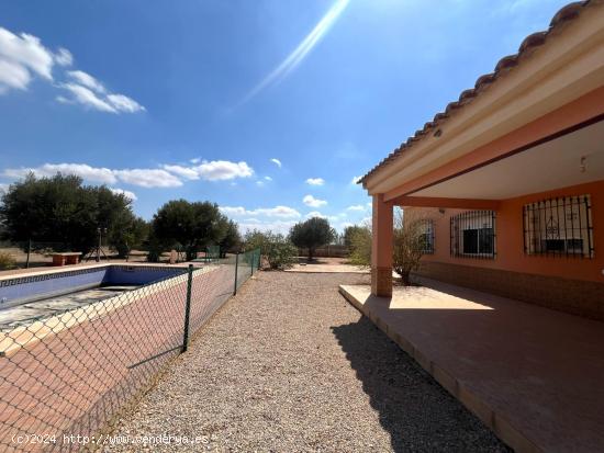 Se vende chalet en Balsapintada (Fuente Alamo) - MURCIA