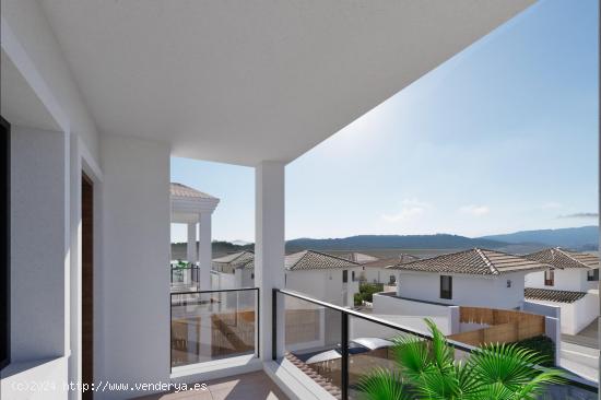 Descubra la casa de sus sueños en Castalla: Chalets y Apartamentos en un entorno sereno de montaña