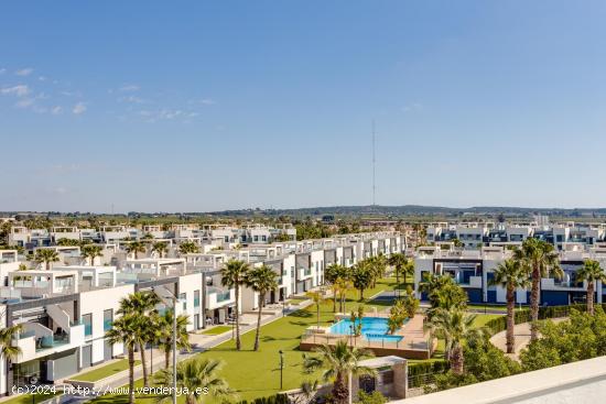 APARTAMENTO DE LUJO AMUEBLADO - ALICANTE