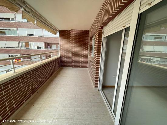 SE VENDE APARTAMENTO DE UN  DORMITORIO EN CALA DE VILLAJOYOSA SEVENDGROUP.COM - ALICANTE