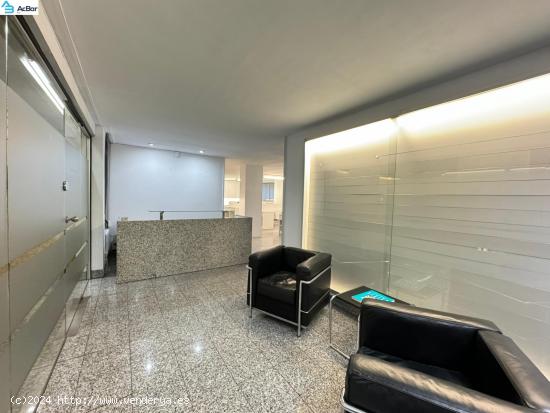 OFICINA EN VENTA EN TUSET - BARCELONA