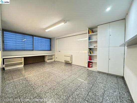 OFICINA EN VENTA EN TUSET - BARCELONA