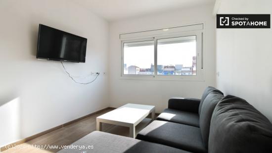 Acogedor apartamento de 1 dormitorio con aire acondicionado en Sants - Sólo estudiantes - BARCELONA