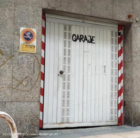 Plaza de garaje en el Centro - ORENSE