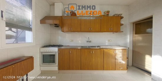 Unifamiliar adosada en venta  en Penelles - Lleida