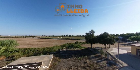 Unifamiliar adosada en venta  en Penelles - Lleida