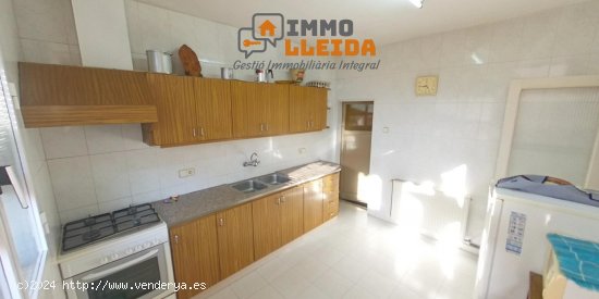 Unifamiliar adosada en venta  en Penelles - Lleida