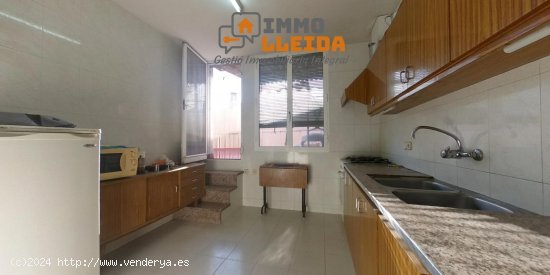 Unifamiliar adosada en venta  en Penelles - Lleida