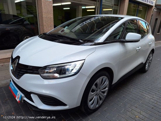  Renault Scénic 1.2 Energy Life Etiq. medioambiental verde C Euro 6 de un solo propietario - Barcelo 