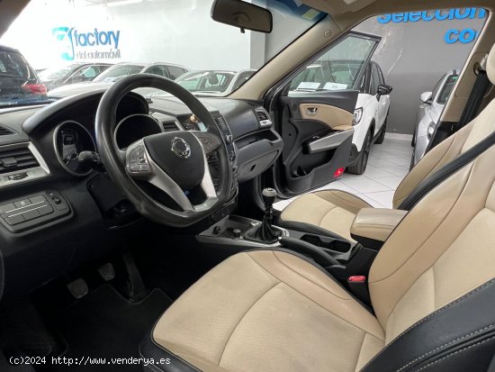 SsangYong Tivoli Tivoli G16 Limited 4x2 - Utrera