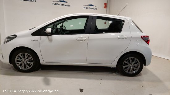 Toyota Yaris 1.5 Hybrid Active AUTO - QUART DE POBLET