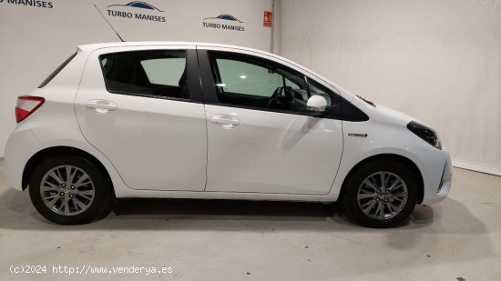 Toyota Yaris 1.5 Hybrid Active AUTO - QUART DE POBLET