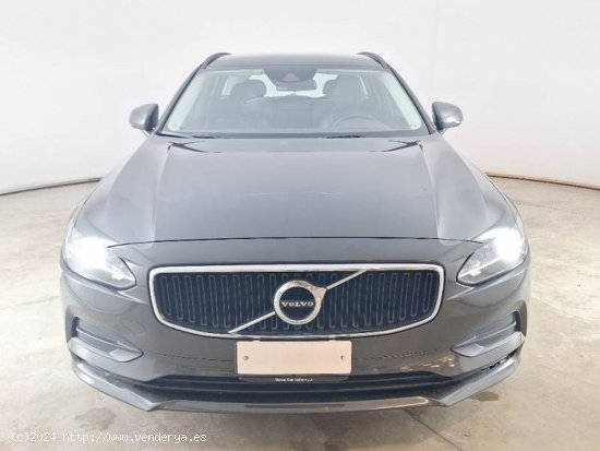 Volvo V90 2.0 D4 Momentum Auto - Navalcarnero