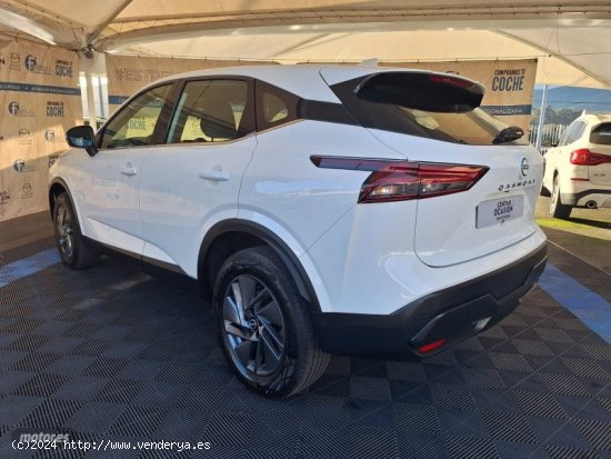 Nissan Qashqai DIG-T 103kW (140CV) mHEV 4x2 Acenta de 2023 con 45.998 Km por 23.900 EUR. en Ponteved