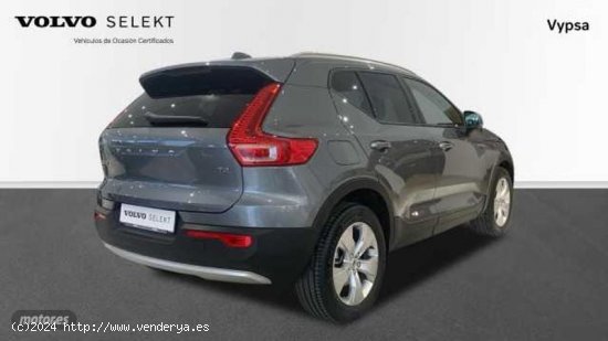 Volvo XC40 2.0 T4 MOMENTUM AUTO 190 5P de 2018 con 46.023 Km por 27.500 EUR. en Malaga