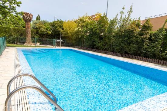 Chalet independiente con piscina en Cuarte de Huerva - ZARAGOZA