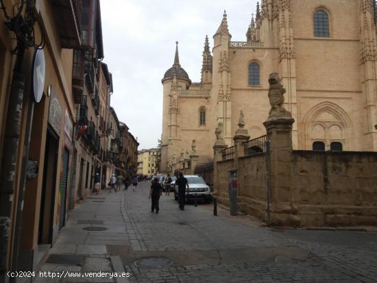 VENTA.-.EDIFICIO.-.CASCO HISTORICO - SEGOVIA