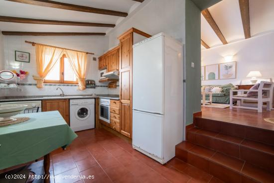 PRECIOSA CASA RURAL O VIVIENDA EN CABRETÓN (LA RIOJA) EN VENTA - LA RIOJA