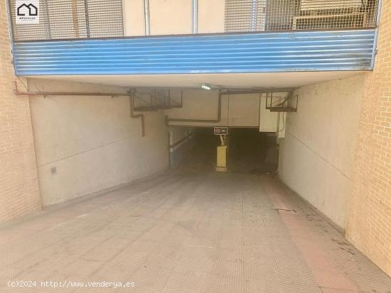  APIHOUSE VENDE PLAZA DE PARKING EN GUARDAMAR DEL SEGURA. PRECIO 5.500€ - ALICANTE 