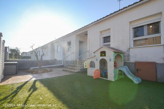 Casa Adosada en Urbanización Riumar con Licencia Turística - TARRAGONA