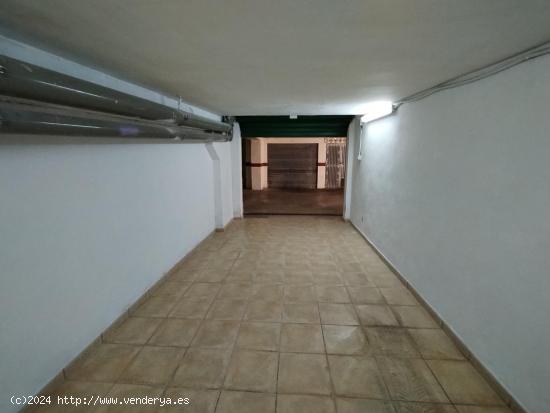 Se vende plaza de garaje cabinado en 1ª linea de playa Levante - ALICANTE