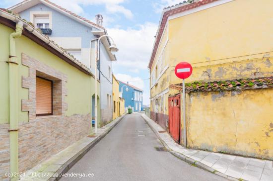 Casa llena de potencial en SAN JUAN DE NIEVA - ASTURIAS