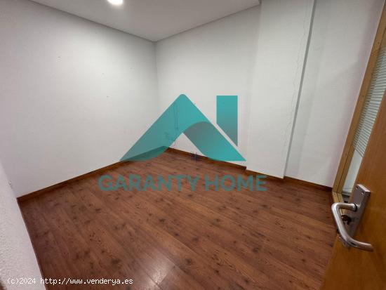 ¡LOCAL COMERCIAL EN ALQUILER EN ZONA CANOVAS, CÁCERES! 🏢✨ - CACERES