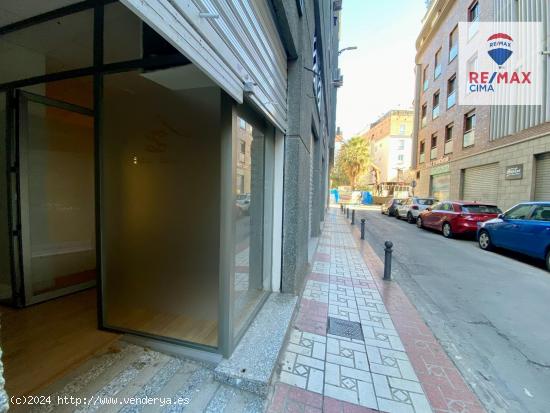 Alquiler Local Comercial en zona Alhamar!! - GRANADA