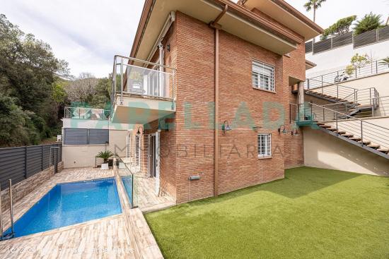  Casa de diseño en venta en Alella - BARCELONA 