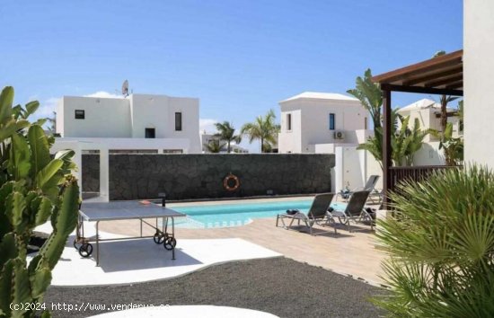 Villa en venta en Playa Blanca - Yaiza