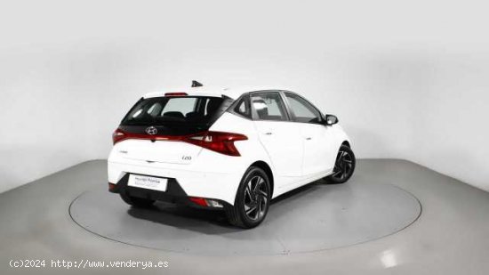 Hyundai i20 ( 1.2 MPI Klass )  - Barcelona