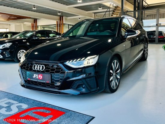 Audi A4 Avant S Line Black Edition - Benalup