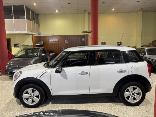 MINI Countryman One 1.6 98CV - Viladecans