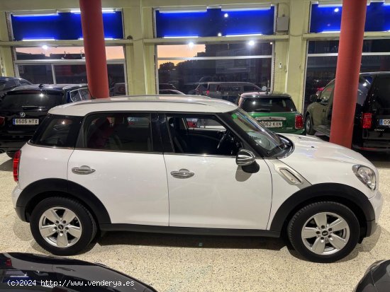 MINI Countryman One 1.6 98CV - Viladecans